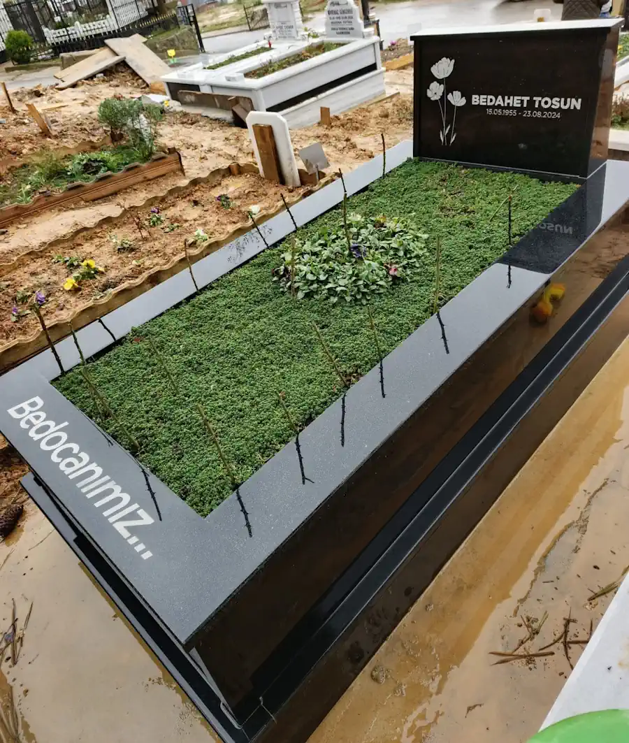 Üsküdar Karacaahmet Mezar Bakım ve Çiçeklendirme