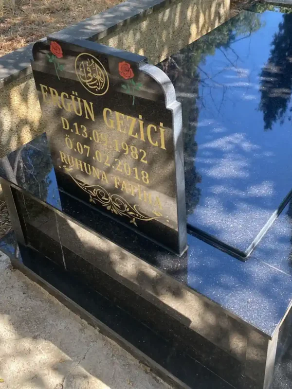 Üsküdar Karacaahmet Mezar Bakım ve Çiçeklendirme